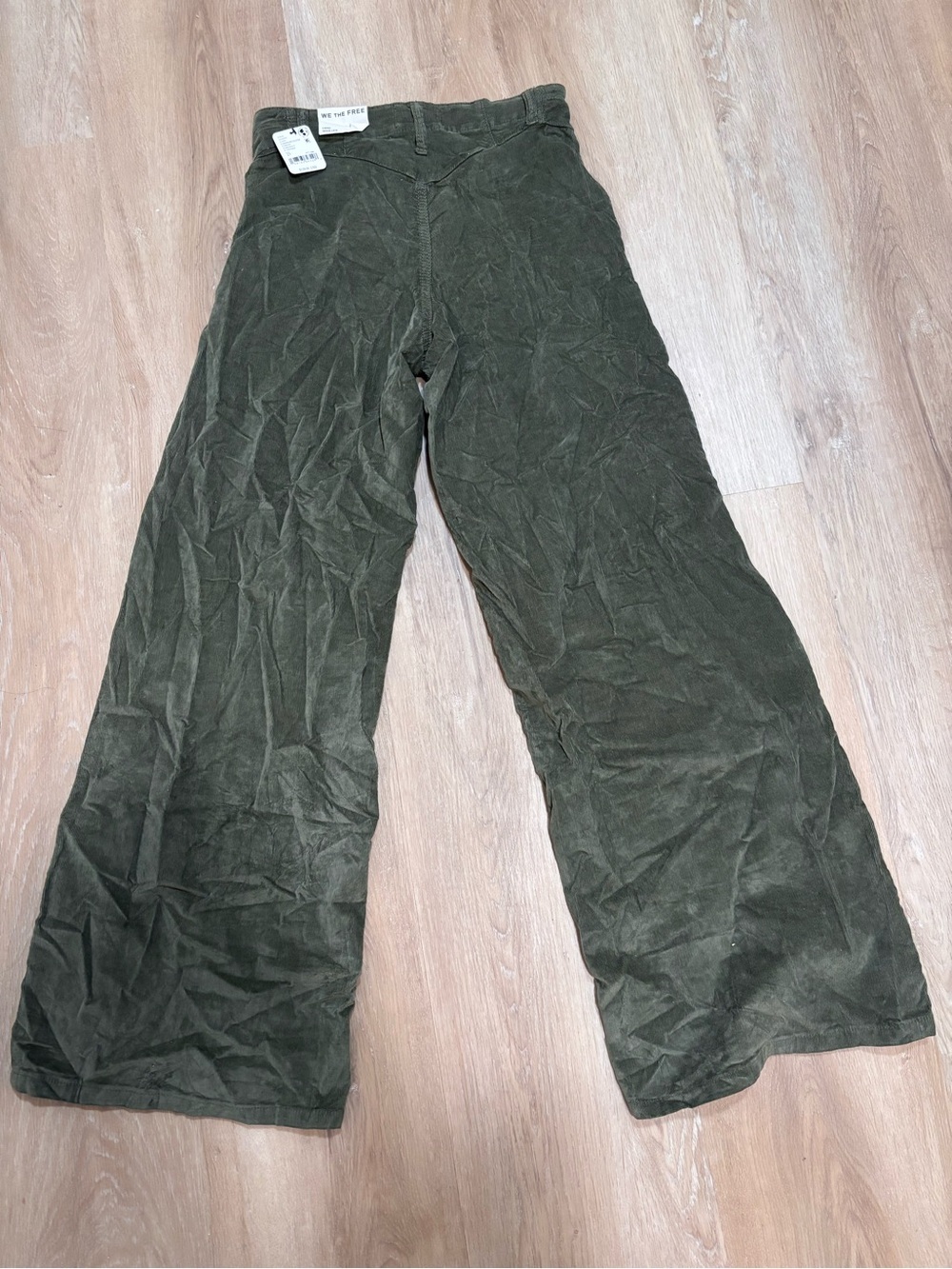 NWT We The Free Green Wide leg Women Jeans size 27 - Picture 2 of 3